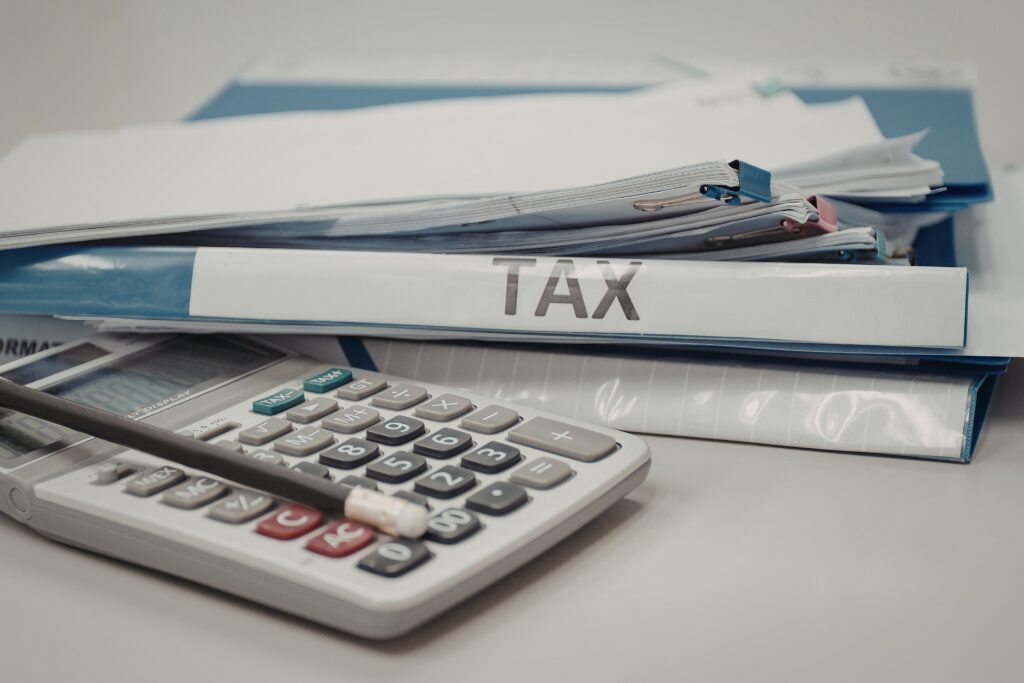 住宅ローン控除で戻る税金の金額と計算方法