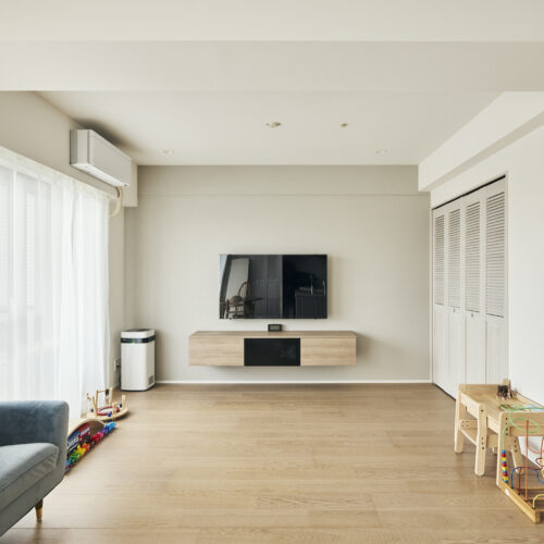 Case.209 - Airy & Bright