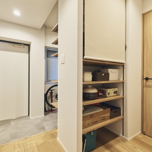 Case.223 - Bird Cafe