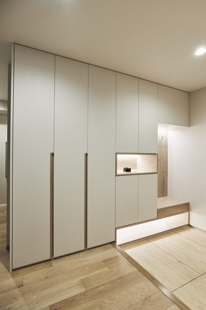 造作の玄関収納