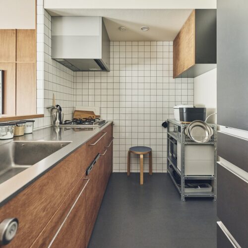 Case.214 - Walls