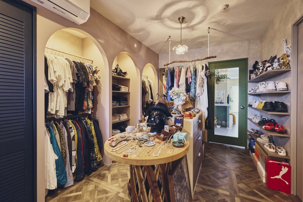 収納設計にもこだわるデザイン性の高い空間づくり（船橋市の実例）