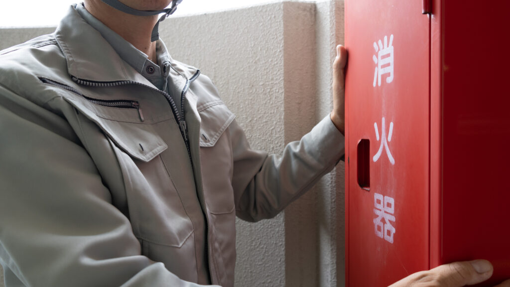民泊施設の消火器点検