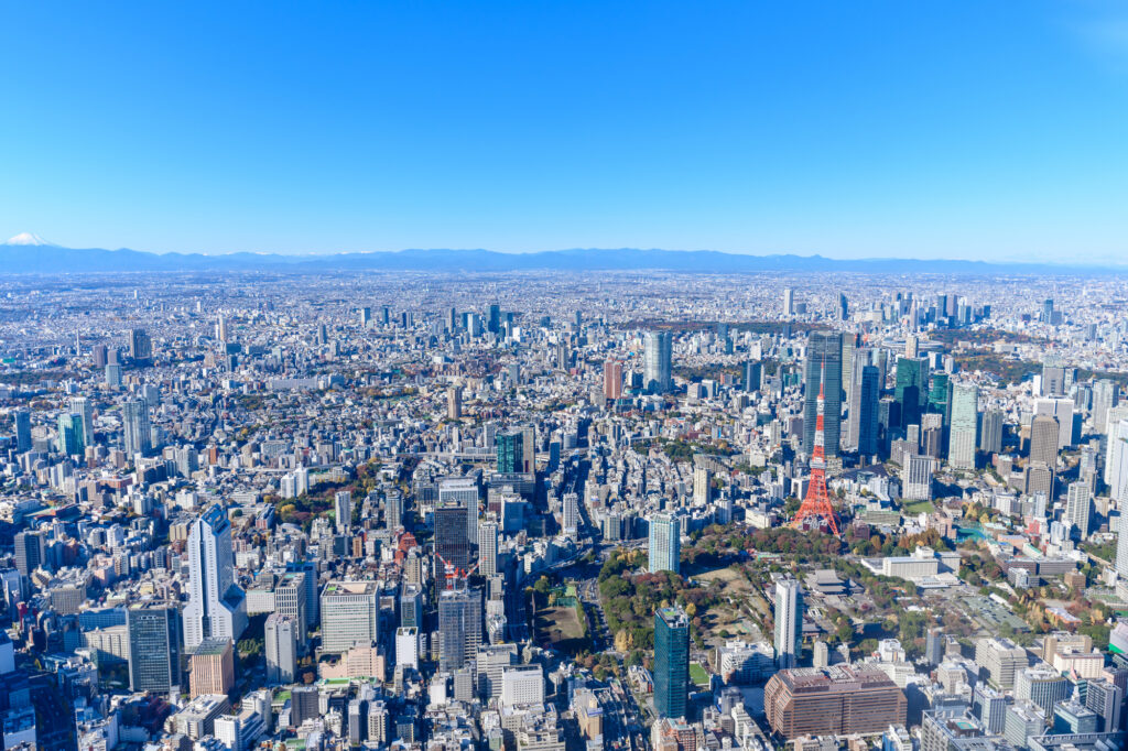 港区の高級住宅街の空撮