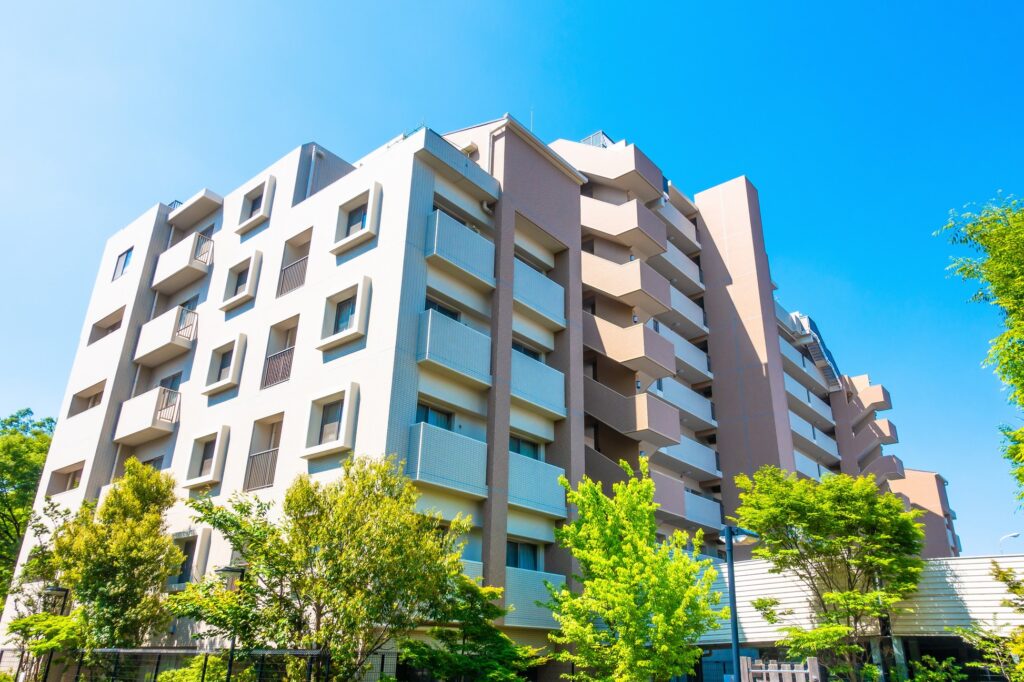 中古マンションがずっと売れないとどうなる？