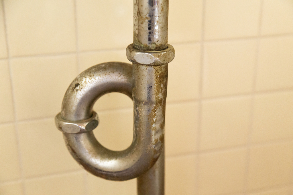 配管劣化のサインと放置するリスク