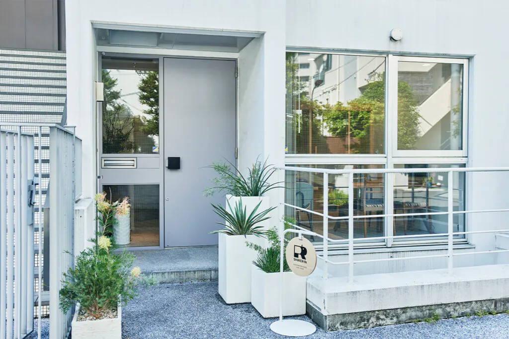 青山店（旧 恵比寿店 / howzlife）の外観