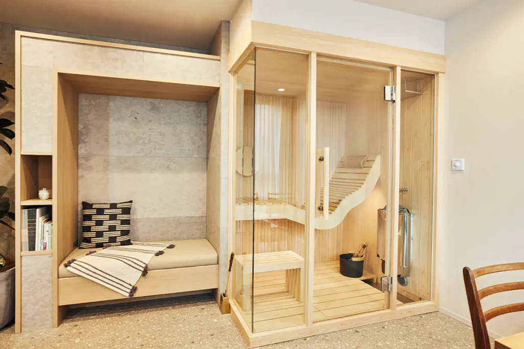 SHUKEN Re青山店のプライベートサウナ「SAUNAGE HOME」の展示